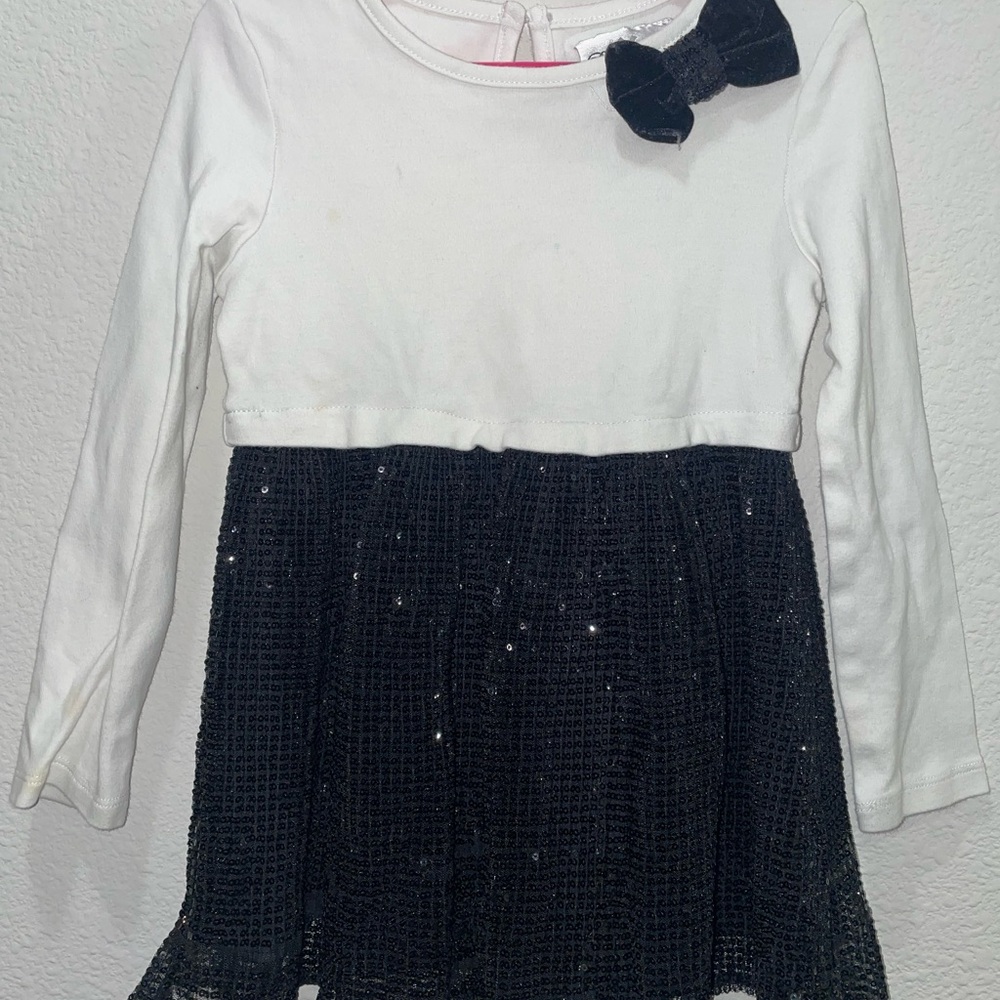 Rare Editions White and Black Blouse with Bow